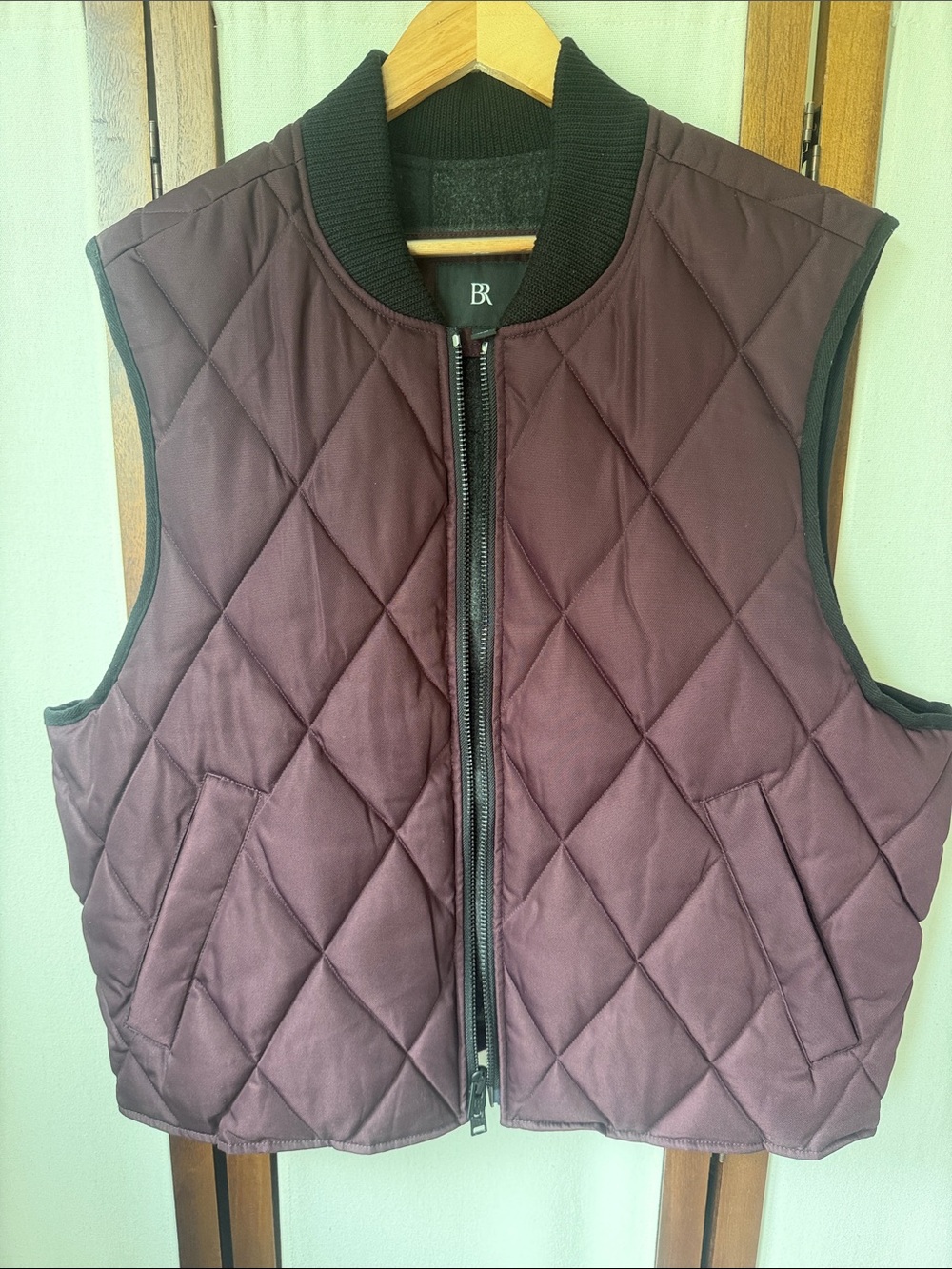 Banana Republic Quilted Burgundy Sleeveless Vest